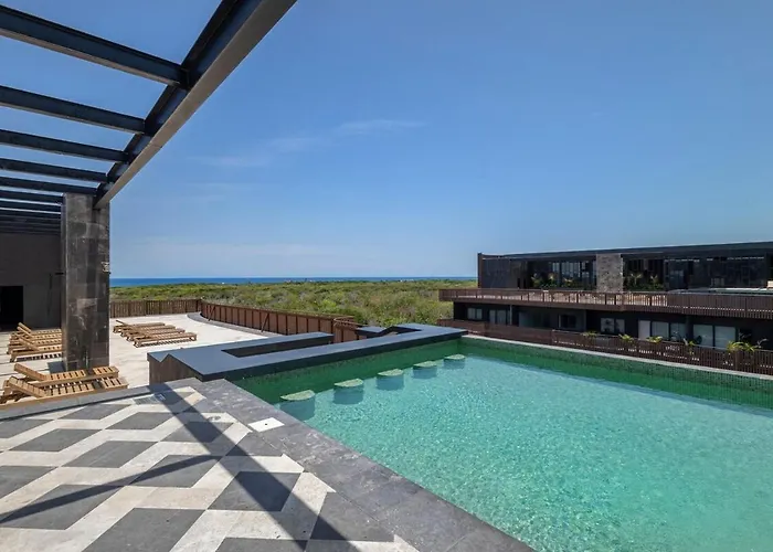 Deluxe 1 Bdr Zone Rooftop Pool W Sea View
